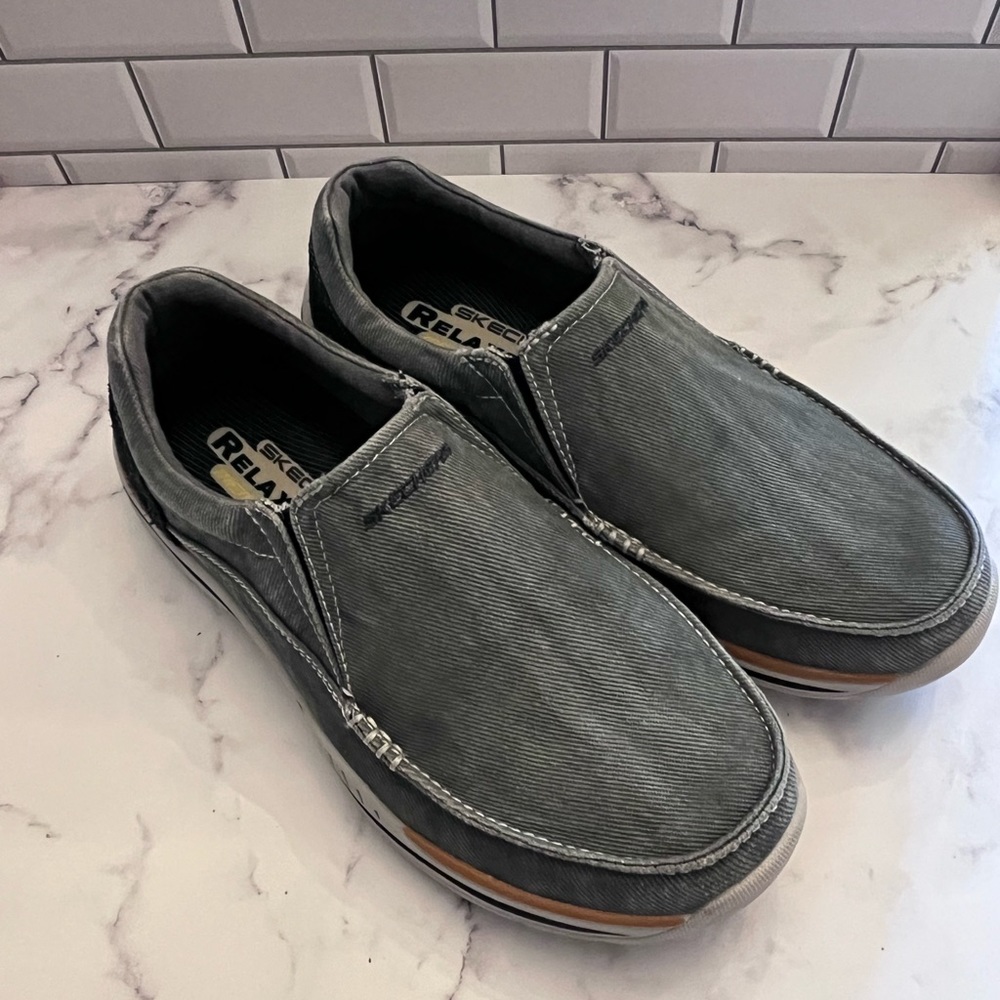 Skechers relaxed fit